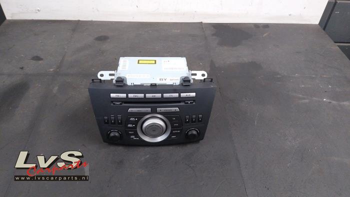 Mazda 3. Radio CD Speler