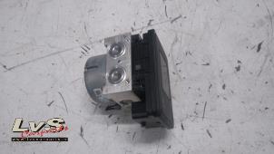 Gebruikte ABS Pomp Peugeot 2008 (UD/UK/UR/US/UX) 1.2 VTi 12V PureTech 130 Prijs € 300,00 Margeregeling aangeboden door LvS Carparts