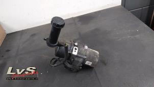 Gebruikte Pomp Servo Peugeot Partner (GC/GF/GG/GJ/GK) 1.6 BlueHDi 120 Prijs € 302,50 Inclusief btw aangeboden door LvS Carparts