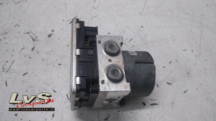 Volkswagen Caddy ABS pump