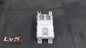 Gebruikte Zekeringkast Hyundai i20 (GBB) 1.2i 16V Prijs € 95,00 Margeregeling aangeboden door LvS Carparts