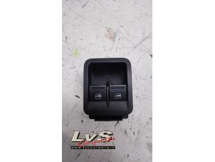 Gebruikte Ruit schakelaar elektrisch Volkswagen Caddy IV 2.0 TDI 102 Prijs € 18,15 Inclusief btw aangeboden door LvS Carparts