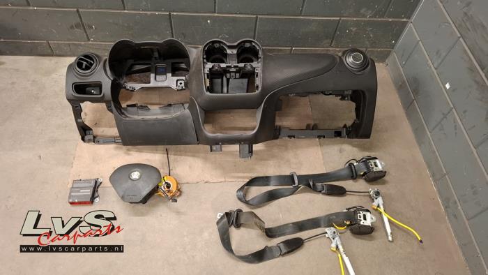 Alfa Romeo Mito Airbag set + dashboard