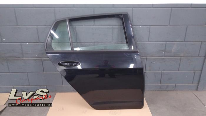 Volkswagen Golf Rear door 4-door, right