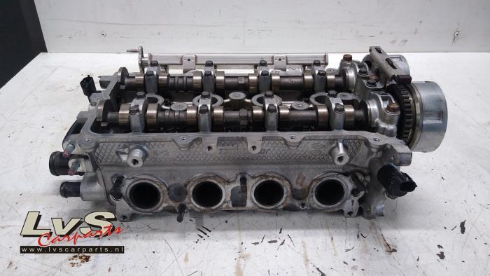 Hyundai I20 Cylinder head