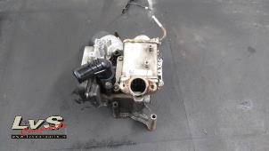 Gebruikte Oliefilterhuis Opel Corsa E 1.3 CDTi 16V ecoFLEX Prijs € 60,00 Margeregeling aangeboden door LvS Carparts