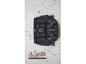 Gebruikte Radiobedienings paneel Opel Meriva 1.4 16V Ecotec Prijs € 49,00 Margeregeling aangeboden door LvS Carparts