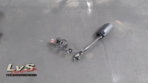 Gebruikte Veiligheidsgordel Insteek links-voor Ford Fiesta 7 1.1 Ti-VCT 12V 70 Prijs € 20,00 Margeregeling aangeboden door LvS Carparts