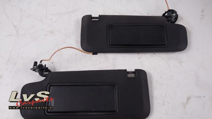 Opel Insignia Sun visor set