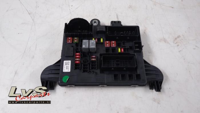 Opel Insignia Fuse box