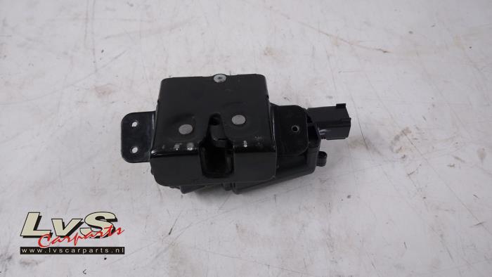 Opel Insignia Tailgate lock mechanism