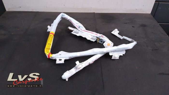 Toyota Yaris Airbag Himmel links