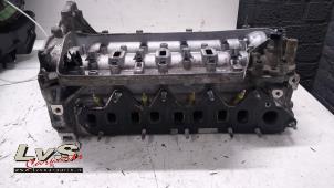 Gebruikte Cilinderkop Opel Vivaro 1.6 CDTi BiTurbo 145 Prijs € 574,75 Inclusief btw aangeboden door LvS Carparts