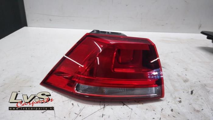 Volkswagen Golf Taillight, left