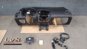 Gebruikte Airbag set + dashboard Seat Altea XL (5P5) 2.0 TDI 16V Prijs € 450,00 Margeregeling aangeboden door LvS Carparts