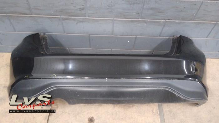 Nissan Pulsar Stoßstange hinten