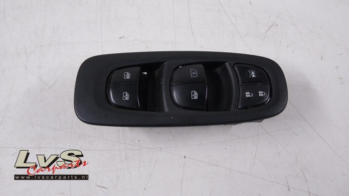 Renault Kadjar Electric window switch