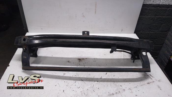 Volkswagen Caddy Bumperframe voor