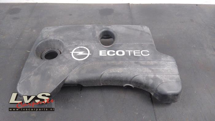 Opel Astra Engine cover