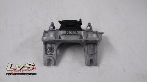 Gebruikte Motorsteun Renault Twingo III (AH) 1.0 SCe 75 12V Prijs € 20,00 Margeregeling aangeboden door LvS Carparts