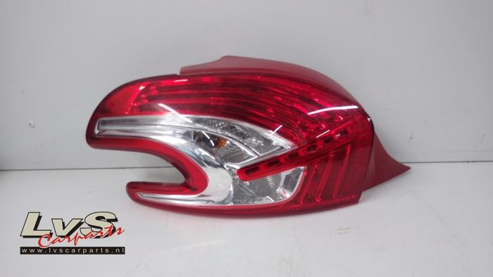 Peugeot 208 Taillight, left