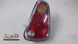 Gebruikte Achterlicht rechts BMW Mini One/Cooper (R50) 1.6 16V One Prijs € 35,00 Margeregeling aangeboden door LvS Carparts