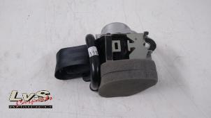 Gebruikte Gordelspanner rechts achter Peugeot 3008 II (M4/MC/MJ/MR) 1.5 BlueHDi 130 Prijs € 175,00 Margeregeling aangeboden door LvS Carparts