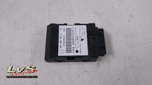 Gebruikte Start/Stop computer Volkswagen Passat Variant (365) 1.4 TSI 16V Prijs € 30,00 Margeregeling aangeboden door LvS Carparts