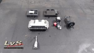 Gebruikte Kontaktslot + computer Renault Twingo III (AH) 1.0 SCe 70 12V Prijs € 150,00 Margeregeling aangeboden door LvS Carparts