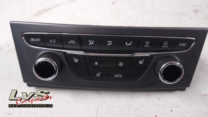 Opel Astra Heater control panel