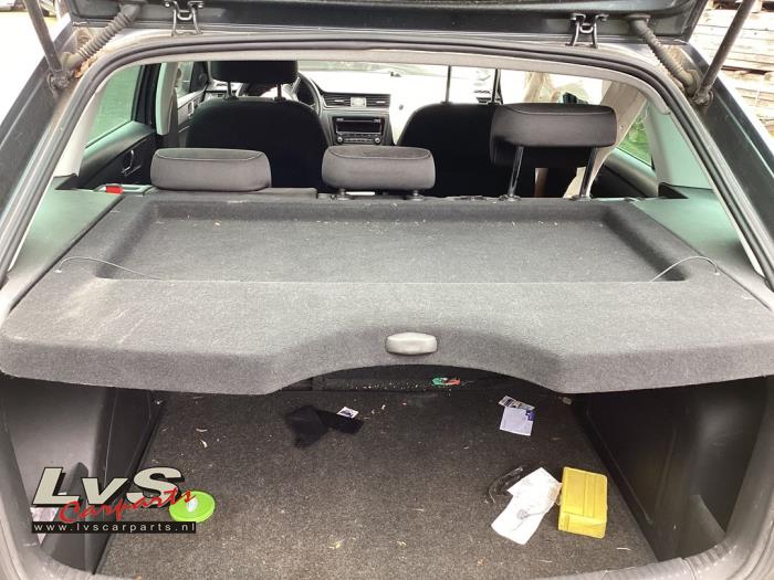 Skoda Rapid Parcel shelf