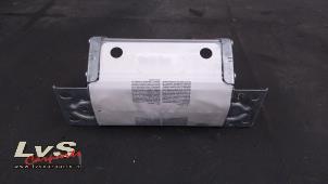 Gebruikte Airbag rechts (Dashboard) BMW 1 serie (E88) 118i 16V Prijs € 85,00 Margeregeling aangeboden door LvS Carparts