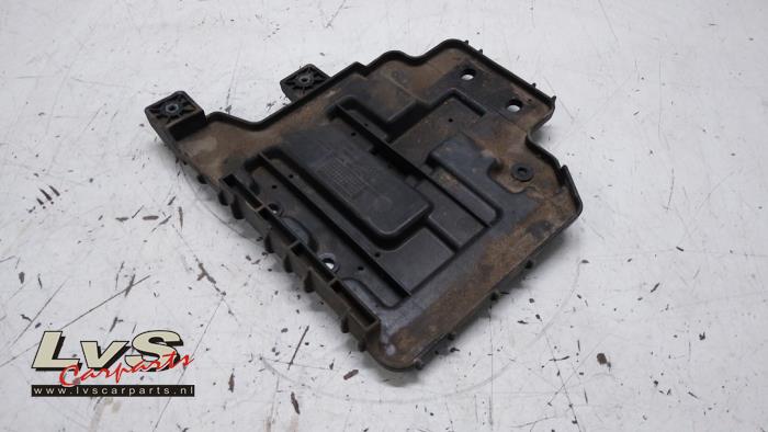 Kia Soul Battery box