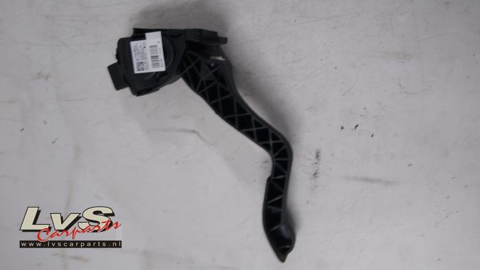 Peugeot 208 Accelerator pedal