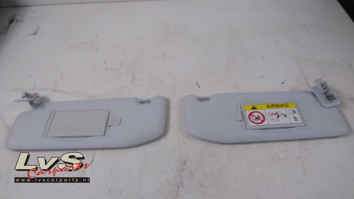 Peugeot 208 Sun visor set