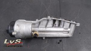 Gebruikte Oliefilterhuis BMW 1 serie (F21) 116i 1.6 16V Prijs € 45,00 Margeregeling aangeboden door LvS Carparts