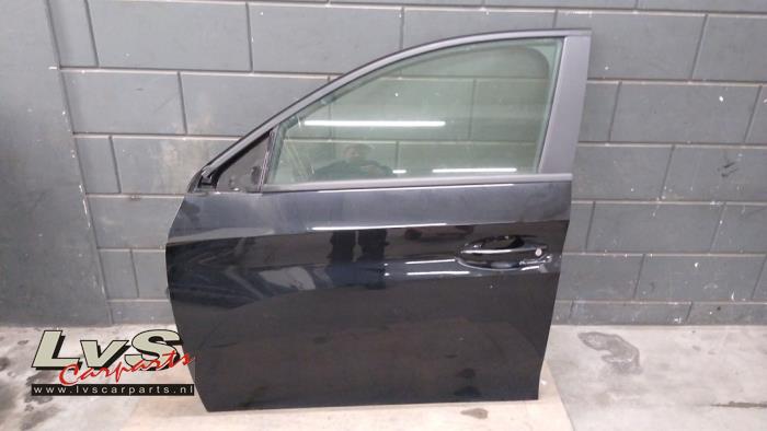 Peugeot 208 Portier 4Deurs links-voor