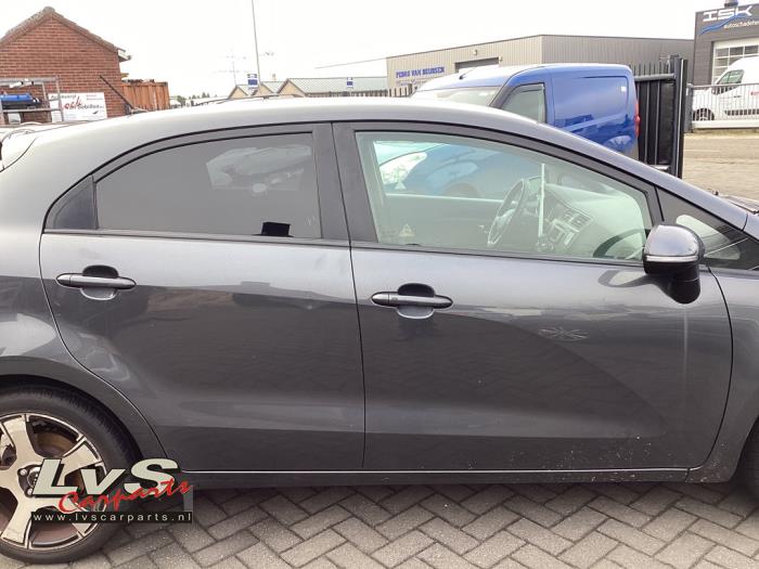 Kia Rio Portier 4Deurs rechts-achter