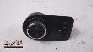 Gebruikte Licht Schakelaar Opel Zafira Tourer (P12) 2.0 CDTI 16V 130 Ecotec Prijs € 40,00 Margeregeling aangeboden door LvS Carparts