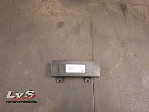 Gebruikte Bluetooth module Peugeot 208 I (CA/CC/CK/CL) 1.2 Vti 12V PureTech 82 Prijs € 25,00 Margeregeling aangeboden door LvS Carparts