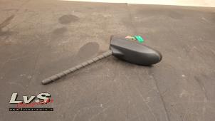 Gebruikte Antenne Kia Rio IV (YB) 1.0i T-GDi 120 12V Prijs € 30,00 Margeregeling aangeboden door LvS Carparts