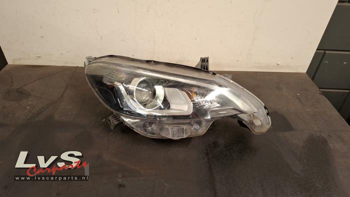 Peugeot 108 Headlight, right