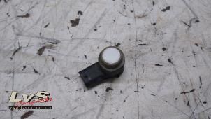 Gebruikte PDC Sensor Audi A4 (B8) 2.0 TDI 16V Prijs € 10,00 Margeregeling aangeboden door LvS Carparts