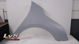 Gebruikte Scherm rechts-voor Opel Corsa F (UB/UH/UP) 1.2 Turbo 12V 100 Prijs € 150,00 Margeregeling aangeboden door LvS Carparts