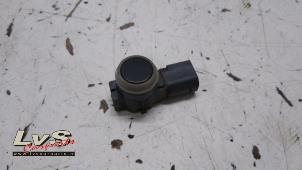Gebruikte Parkeersensor Opel Vivaro 2.0 CDTI 177 Prijs € 12,10 Inclusief btw aangeboden door LvS Carparts