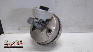 Gebruikte Rembooster Jaguar F-Pace 2.0 D 180 16V AWD Prijs € 125,00 Margeregeling aangeboden door LvS Carparts