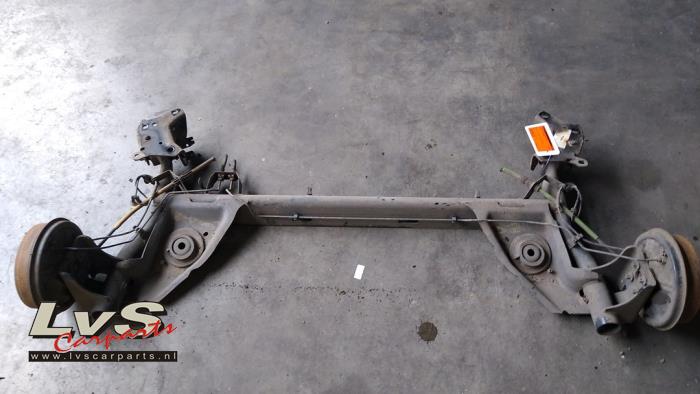 Renault Clio Rear-wheel drive axle