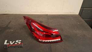 Gebruikte Achterlicht links Mercedes CLA (118.3) 1.3 CLA-250 e Turbo 16V Prijs € 190,00 Margeregeling aangeboden door LvS Carparts