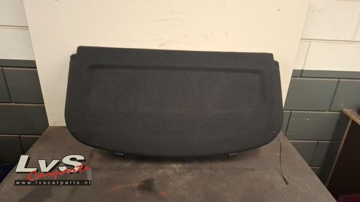 Opel Astra Hutablage