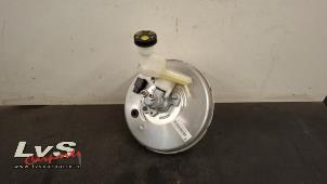 Gebruikte Rembooster Mercedes CLA (118.3) 1.3 CLA-250 e Turbo 16V Prijs € 150,00 Margeregeling aangeboden door LvS Carparts